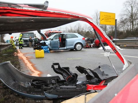 Unfallwagen (Bild: rkl_foto/Fotolia.com)