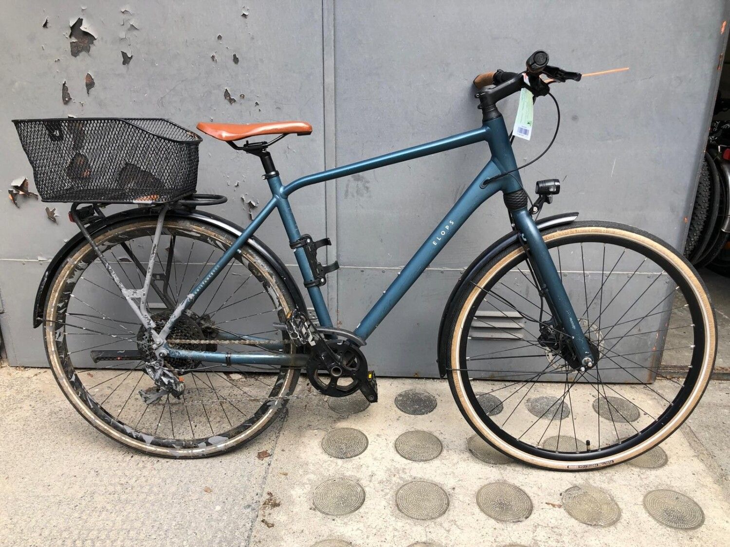 Blaues Herrenfahrrad