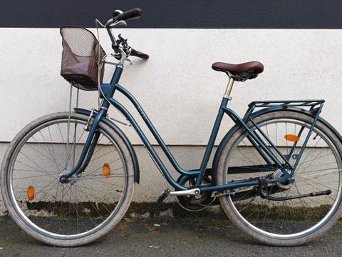 Blaues Damenfahrrad