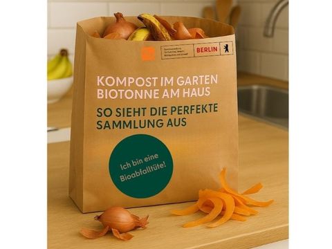 Biomüllsammeltüte mit Infotext