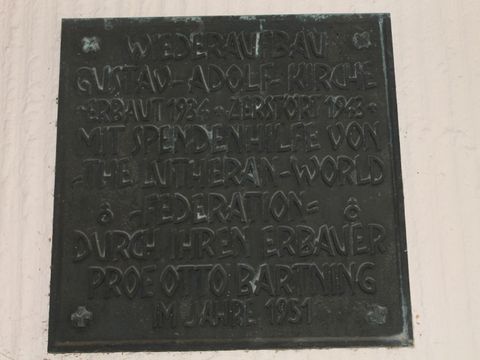 Gedenktafel für die Gustav Adolf Kirche (Bild: CW)