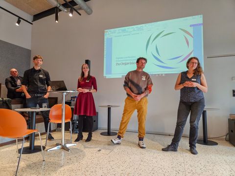 Die Vortragenden, von rechts nach links: K. Gallitschke (KEK/Ökotect), C. Hechler-Wien (leadity), K. Lieke (Umweltdruck Berlin) (Bild: GRW Regionalmanagement)