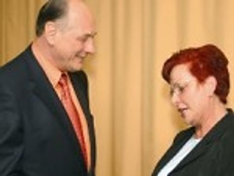 Hans-Joachim Blauert mit Bürgermeisterin Christina Emmrich