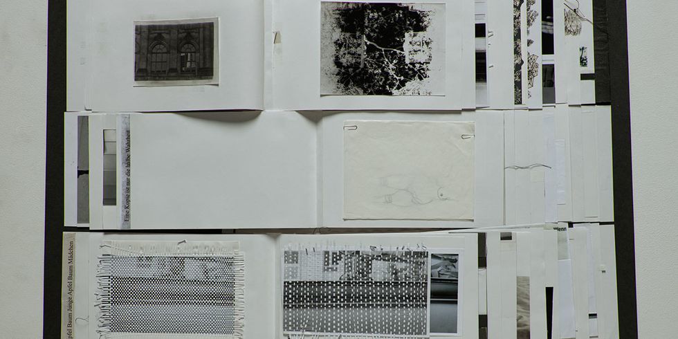 Exponat: „Manchmal kommt eine Seite vor der anderen.“ 