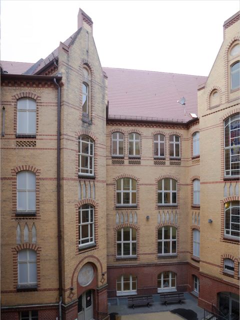 Rathaus Lichtenberg Innenhof