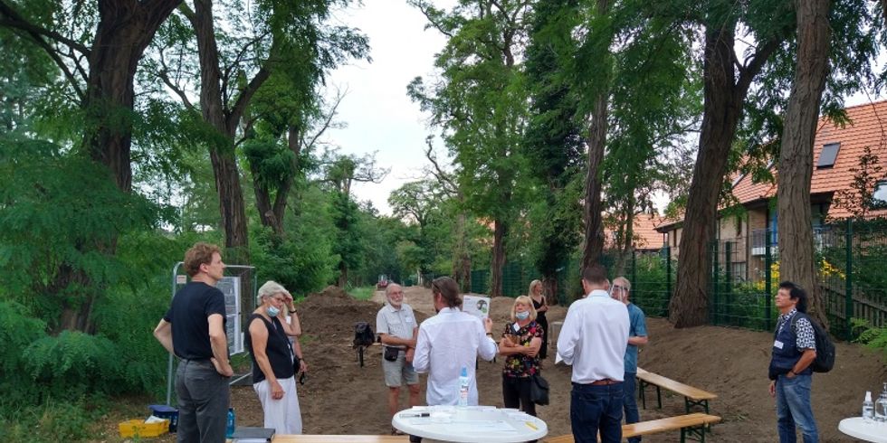 Vor-Ort-Termin am Nördlichen Rieselfeldabfanggraben