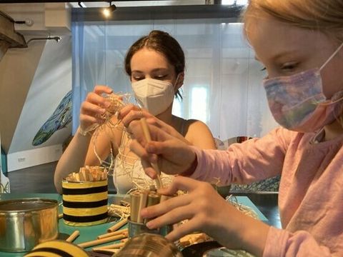 Bienenhotels basteln im Kindermuseum unterm Dach