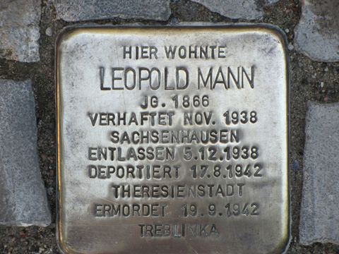 Stolperstein Leopold Mann, Foto: F. Siebold, Juni 2013