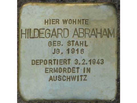 Stolperstein für Hildegard Abraham (Bild: Stolpersteine-Initiative CW, Hupka)