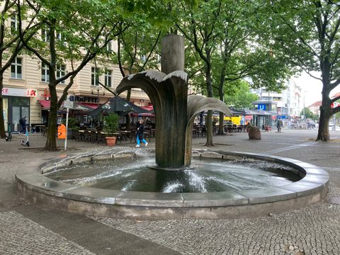 brunnen-am-adenauerplatz_Kiezspaziergang_233.
