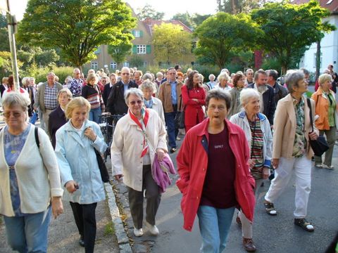 Auf dem Weg zum S-Bahnhof Heerstraße, Foto: KHMM