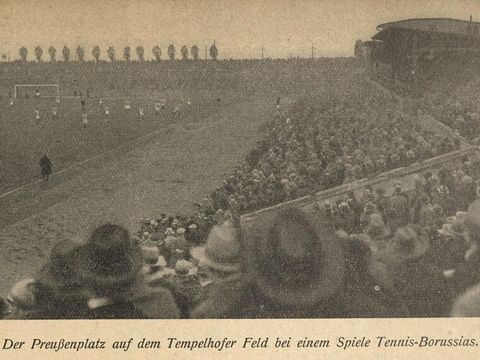 40.000 Zuschauer_innen im Preußen-Park bei einem Spiel von Tennis Borussia Berlin, um 1930 (Bild: BFC Preussen)
