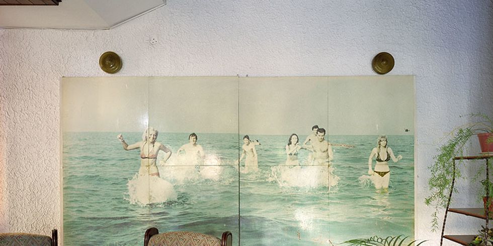 Nicu Ilfoveanu, Hotel Vedea, 2013, pigment print