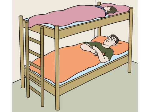 Doppelstockbett mit schlafenden Personen