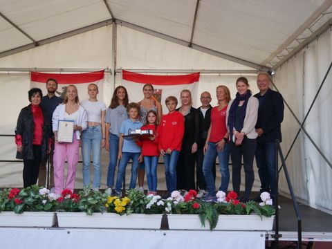 Bronze-Medaillen-Gewinnerinnen und -Gewinner der Leichtathletikabteilung des SC Tegeler Forst (Bild: BA Reinickendorf)