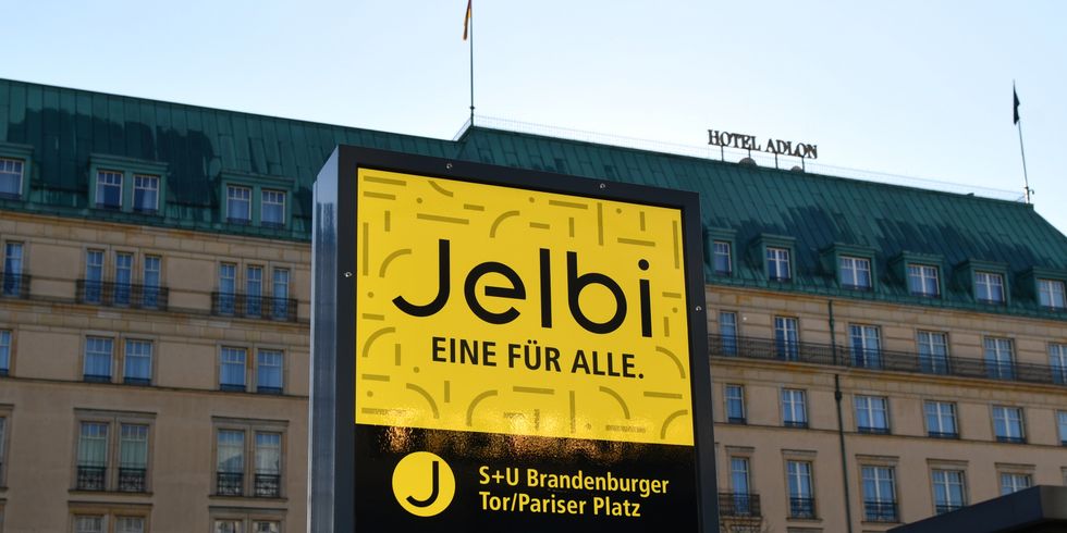 Jelbi-Station am S+U-Bahnhof Brandenburger Tor
