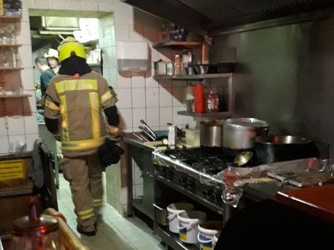 Nach Ordnungsamt, Polizei und Schlüsseldienst, musste am Ende auch noch die Feuerwehr anrücken