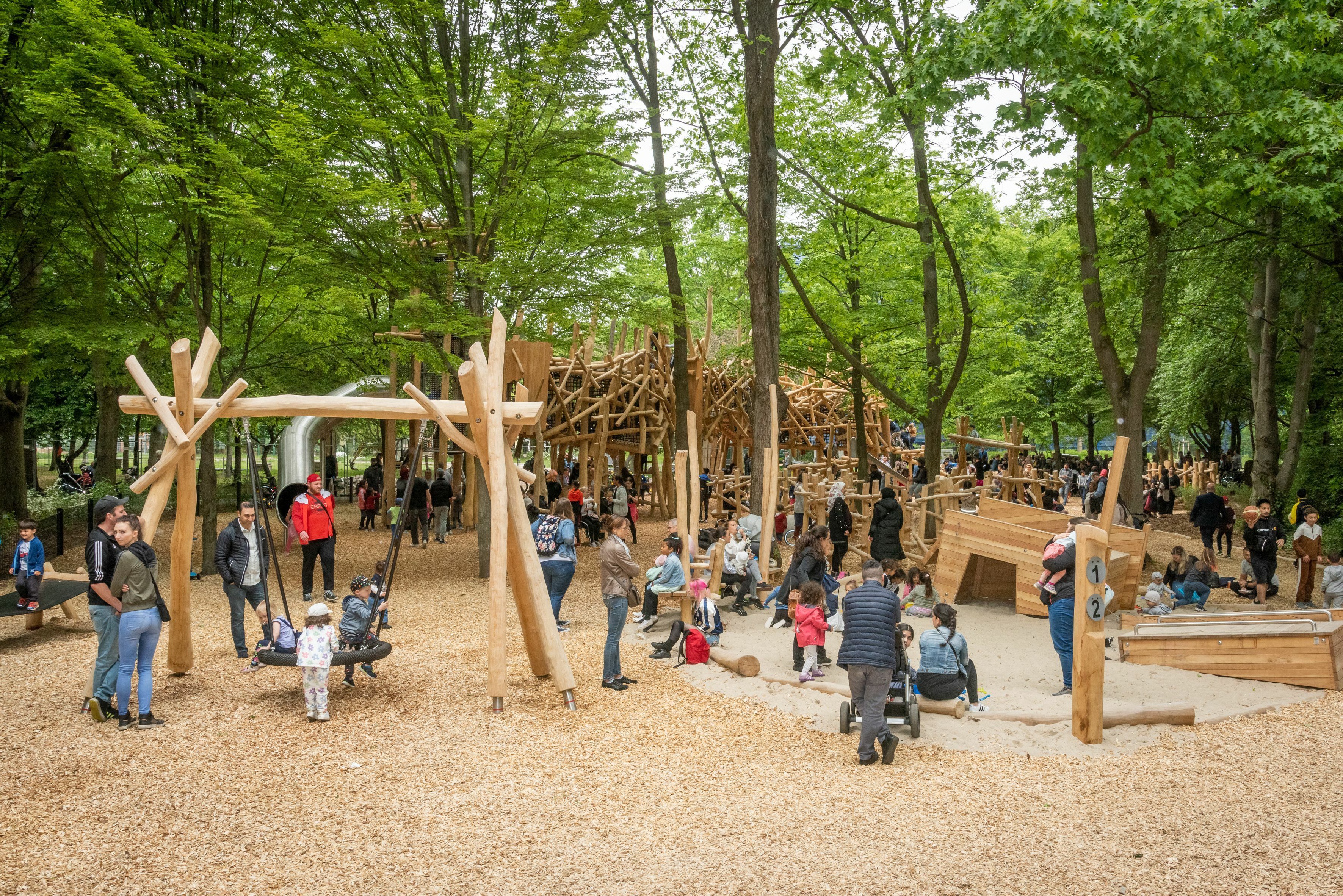 Eröffnung eines barrierefreien Spielplatzes in der Gropiusstadt