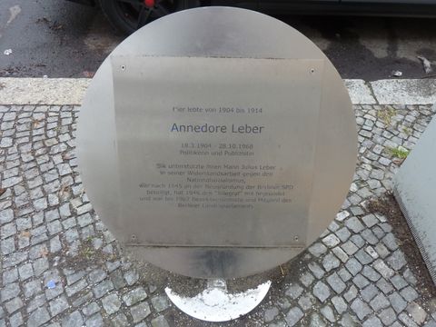 Gedenktafel für Annedore Leber, 27.2.2013, Foto: KHMM