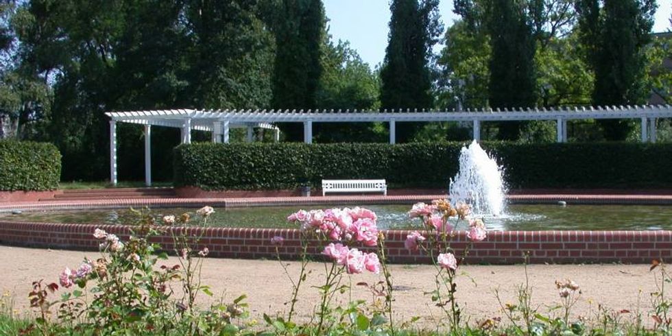 Bernkasteler Platz 2