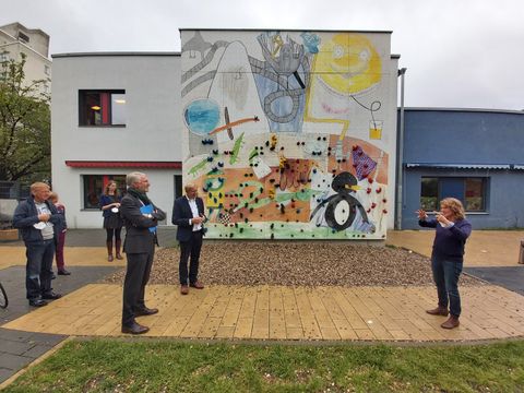 Ephraim Gothe und Sebastian Scheel im Olof-Palme-Zentrum