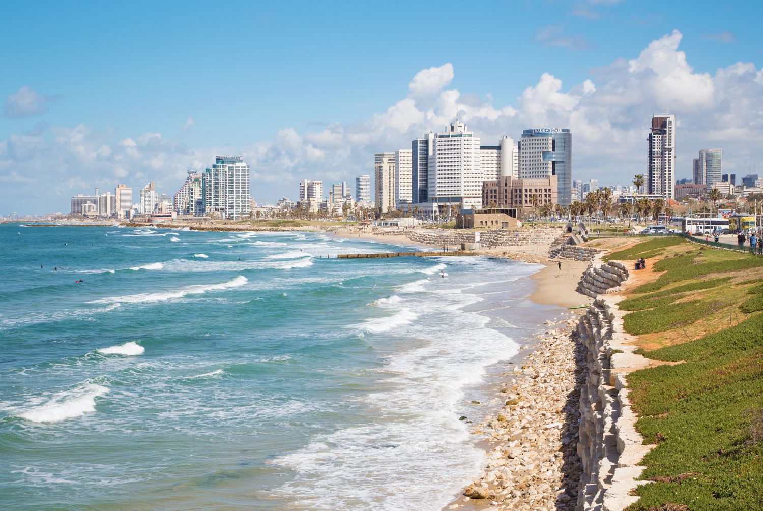 Die Küste von Tel Aviv in Israel