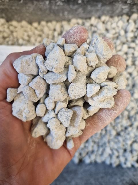 Karbonatisierte RC-Gesteinskörnung und ihre Verarbeitung bis hin zur Festigkeitsprüfung