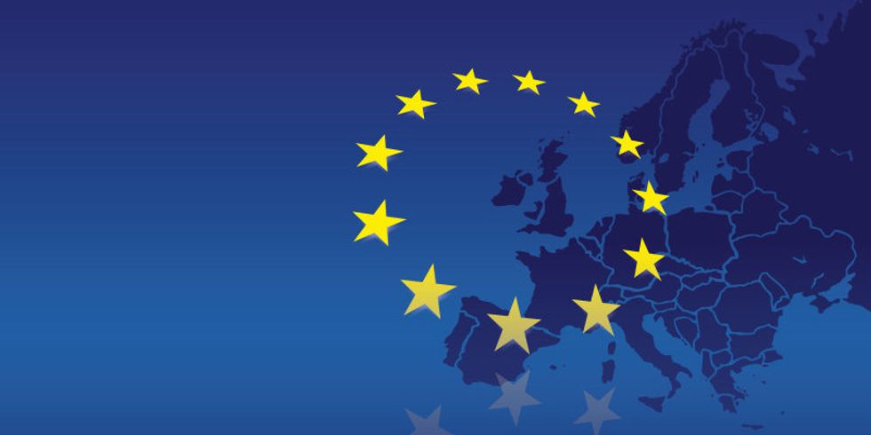 Weltkarte auf der Europa mit den Sternen der Europäischen Union markiert ist