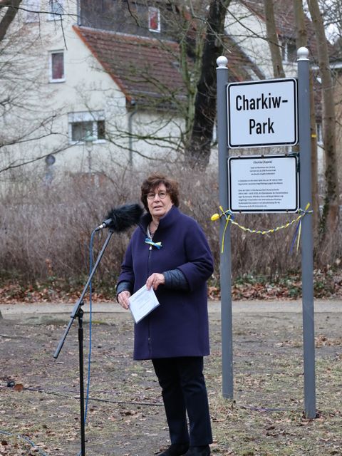 24. Februar 2026: Ansprache von Bezirksbürgermeisterin Schellenberg bei der Solidaritätsveranstaltung im Charkiw-Park