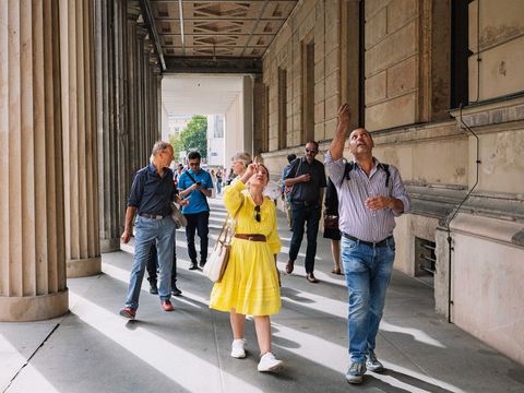 Multaka Welterbe-Tour auf der Museumsinsel Berlin, 2023 (Bild: Anna Tiessen)