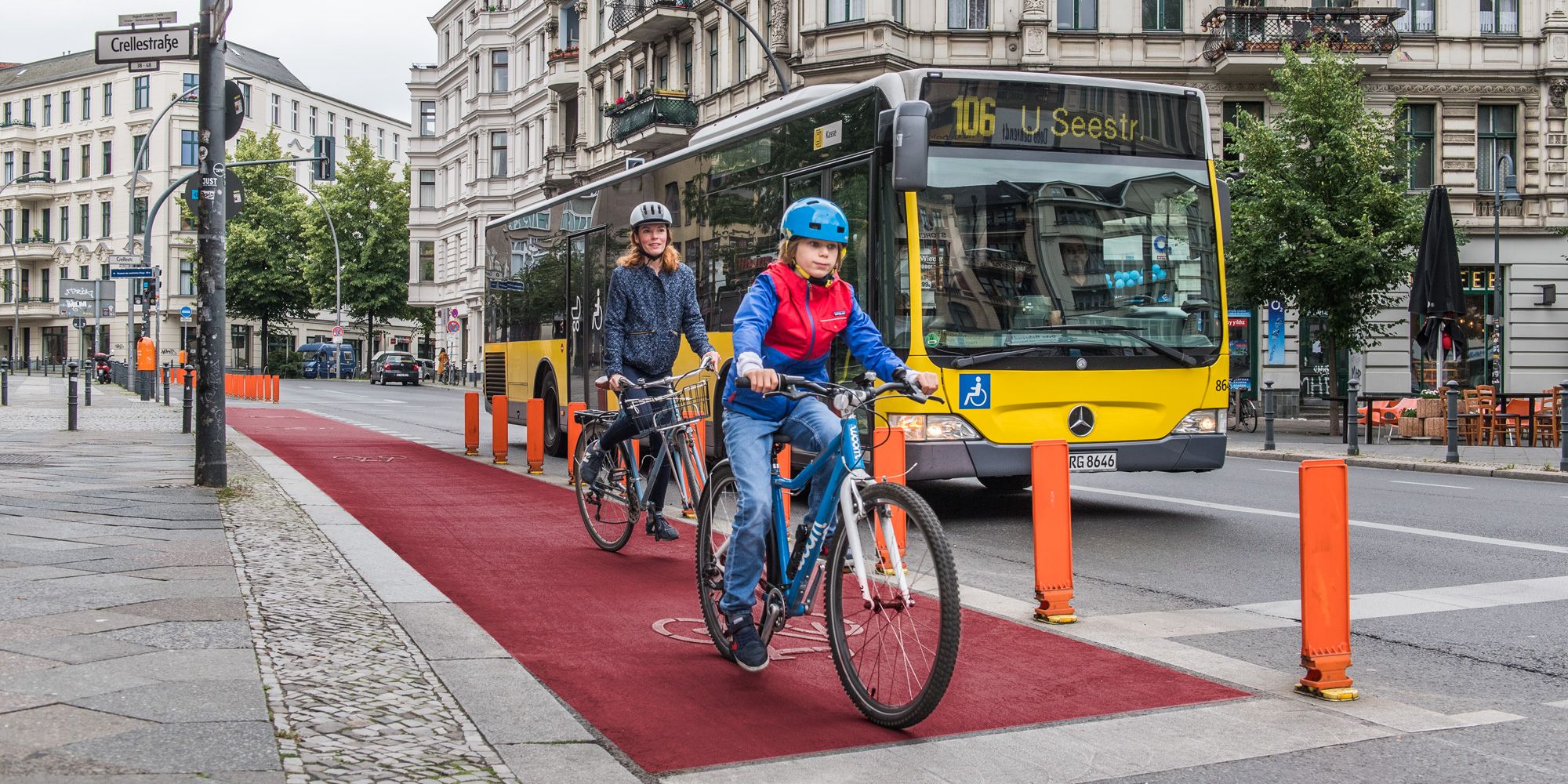 Radler auf der Kolonnenstraße