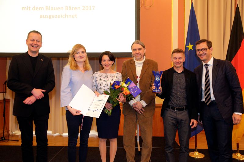Preistraeger_Club_der_polnischen_Versager_e_V_ auf der Bühne