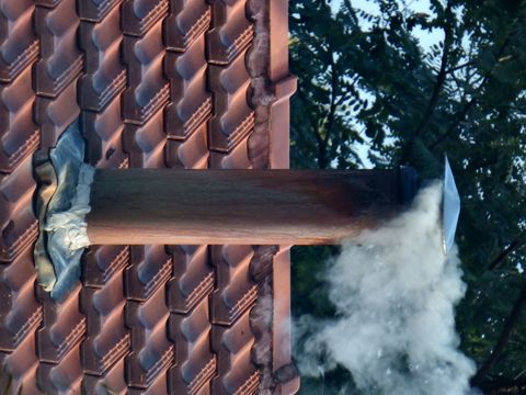 rauchender Schornstein