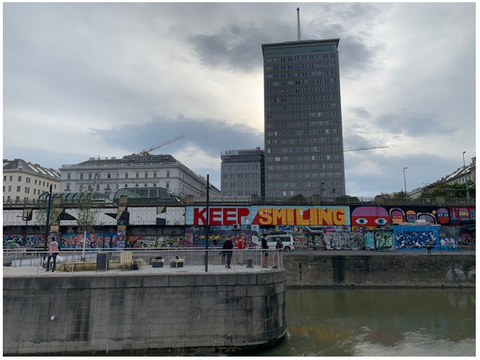 Keep Smiling (Bild: Thinius)