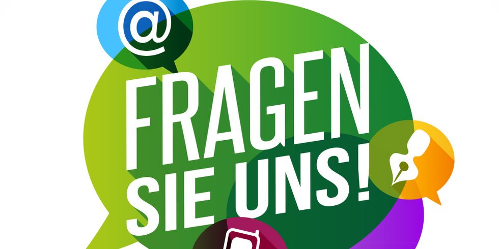 Sprechblase mit Telefon-, E-Mail- und Schreibfederzeichen