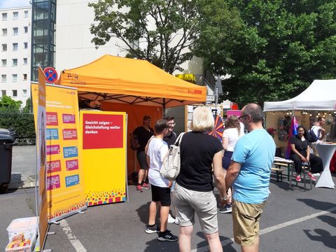 weitere Informationen
