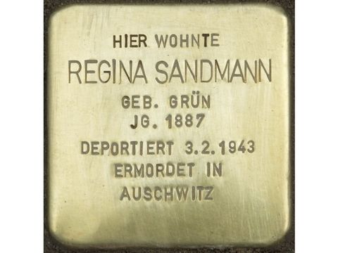 Stolperstein Regina Sandmann (Bild: Stolpersteine-Initiative CW, H.-J. Hupka)