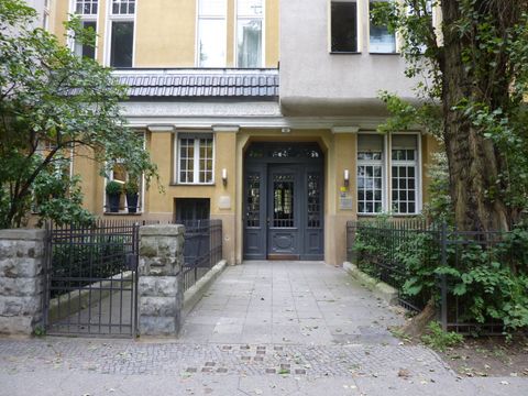 Eingang zum Haus Landhausstr. 44, 17.8.2010, Foto: KHMM