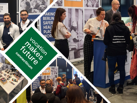 Fotos von der Connecticum 2022 - Messestand, Standbetreuung, Besucherinnen und Besucher.