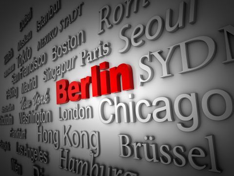 3D-Schriften mit roter Berlin-Aufschrift