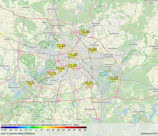 Abb.1: Jahresmittel der Stationsmessungen der Lufttemperatur auf 2 m Höhe in °C für den Zeitschnitt 2000