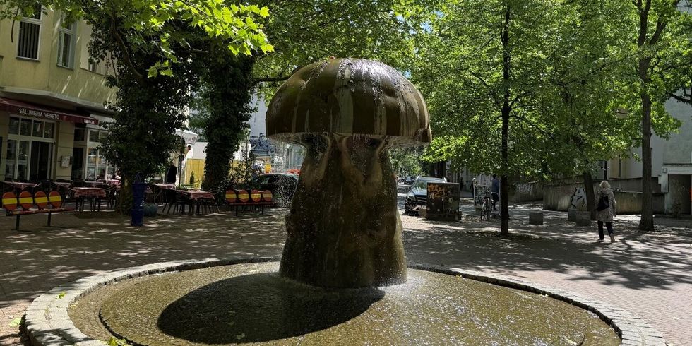 Leon Jessel-Platz Pilzbrunnen