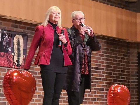 Cindy Berger und Norbi beim Oldie-Super-Star 2022 (Bild: N. Wohlan)