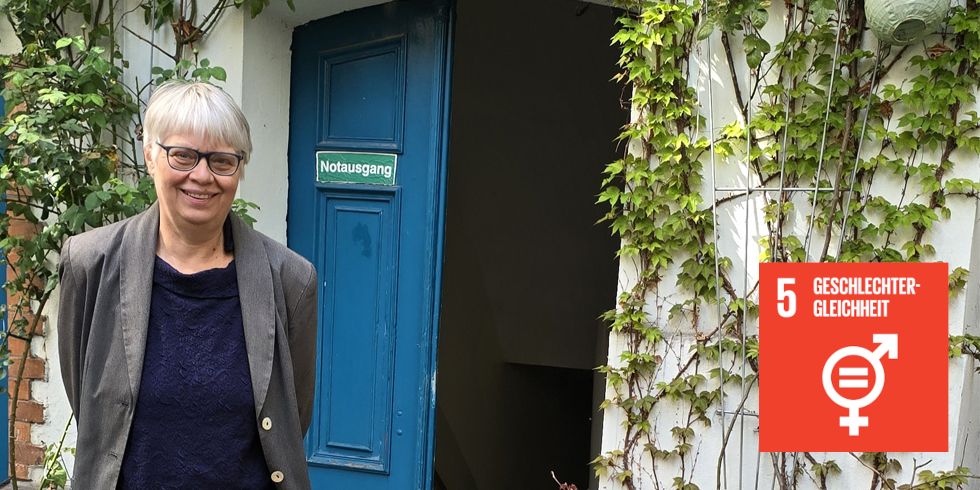 Anke Peterssen berichtet über das Erfolgsmodell der Kreuzberger Schokofabrik, eines der größten Frauenzentren Europas