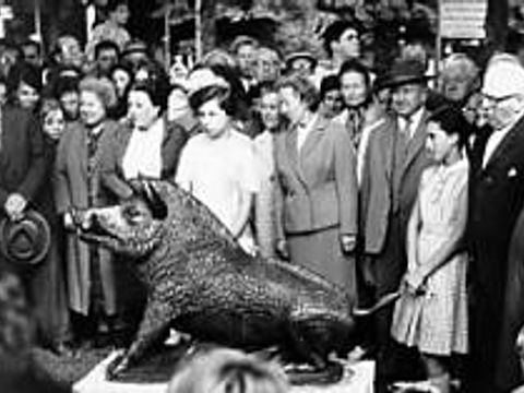 Einweihung der Plastik am 25.08.1961