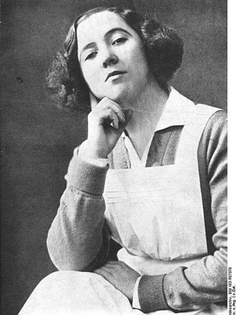 Claire Waldoff