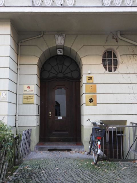Hausansicht Duisburger Str. 20 (Bild: Stolpersteine-Initiative CW, Hupka)