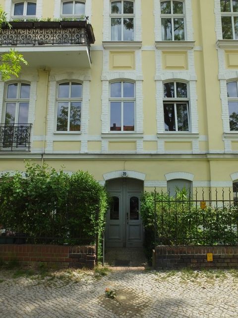 Hausansicht Eschenallee 20 (Bild: Stolpersteine-Initiative CW, Hupka)
