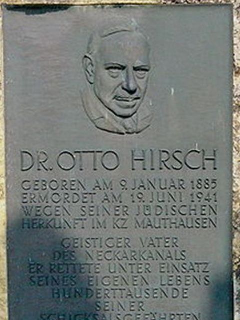 Gedenkplatte vor dem Hedelfinger Friedhof (Bild: Initiativkreis Stolpersteine für Stuttgart-Nord)