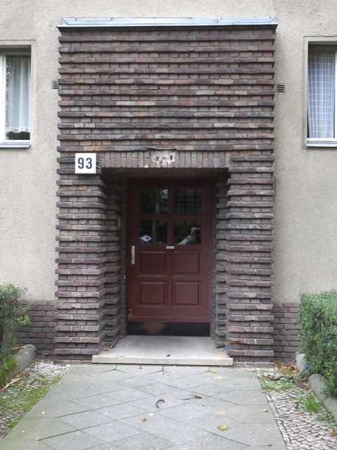 Hausansicht Rudolstädter Str. 93 (Bild: Stolpersteine-Initiative CW, Hupka)